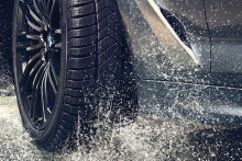 Vulcanizare Auto Lahorama Trading Vulcanizare Auto Echilibrare Geometrie Roti Camioane Tehnologie Laser Ilfov Etansare Anvelopa Camera Pana Tubless Anvelopa la Rece - Incarcare FREON